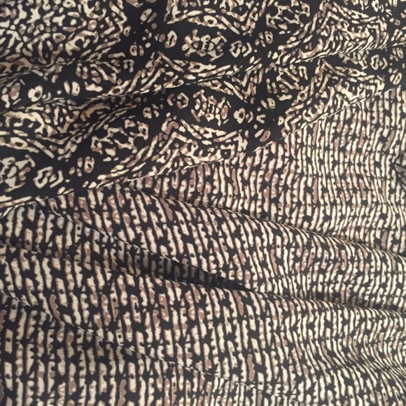 BCBG Meaghan printed wrap top - Picture 7 of 7